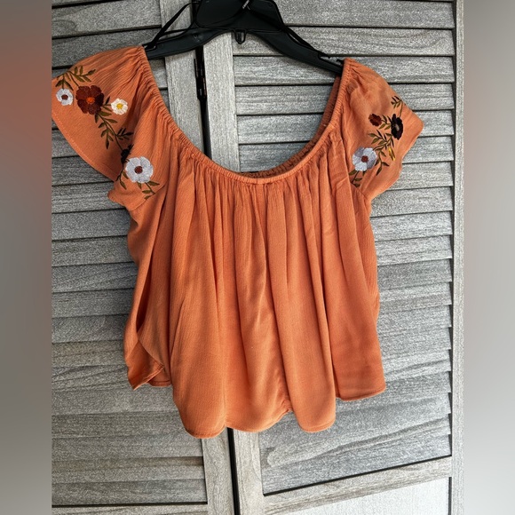 FOREVER 21 Burnt Orange Off the Shoulder Floral Design Crop Top Blouse Medium - Picture 6 of 13